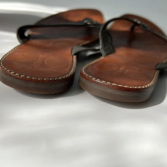 Coach Deney Black Patent Leather Flats Thong Sandals Sz:7.5 B - Picture 7 of 8